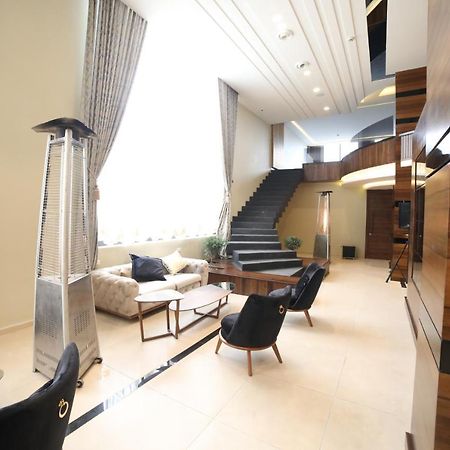 فندق صحارى الخليج Sahara Gulf Hotel Apartments Ammán Exteriér fotografie