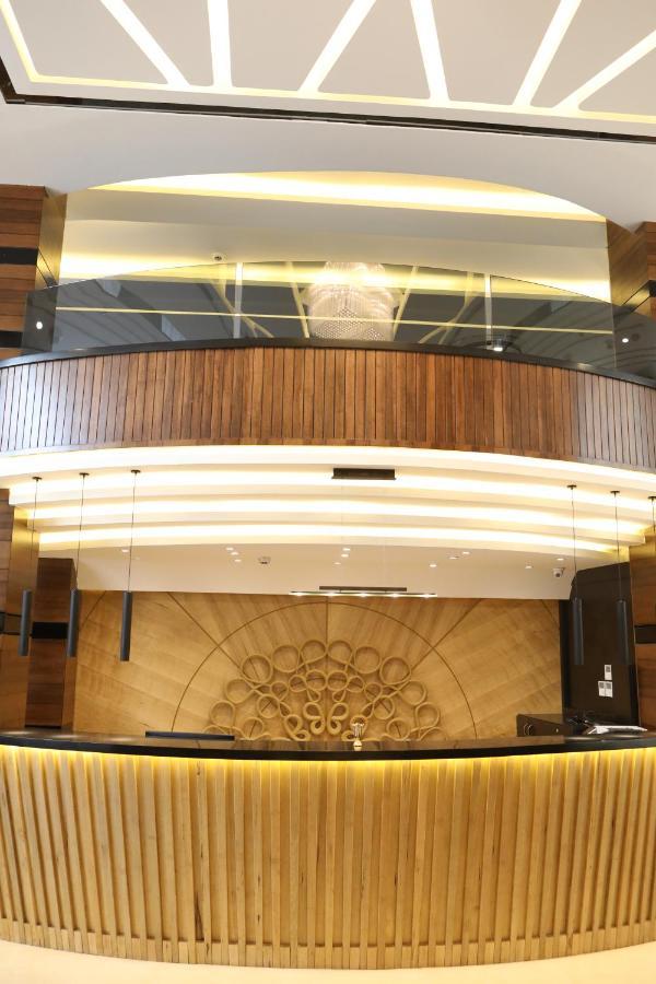 فندق صحارى الخليج Sahara Gulf Hotel Apartments Ammán Exteriér fotografie
