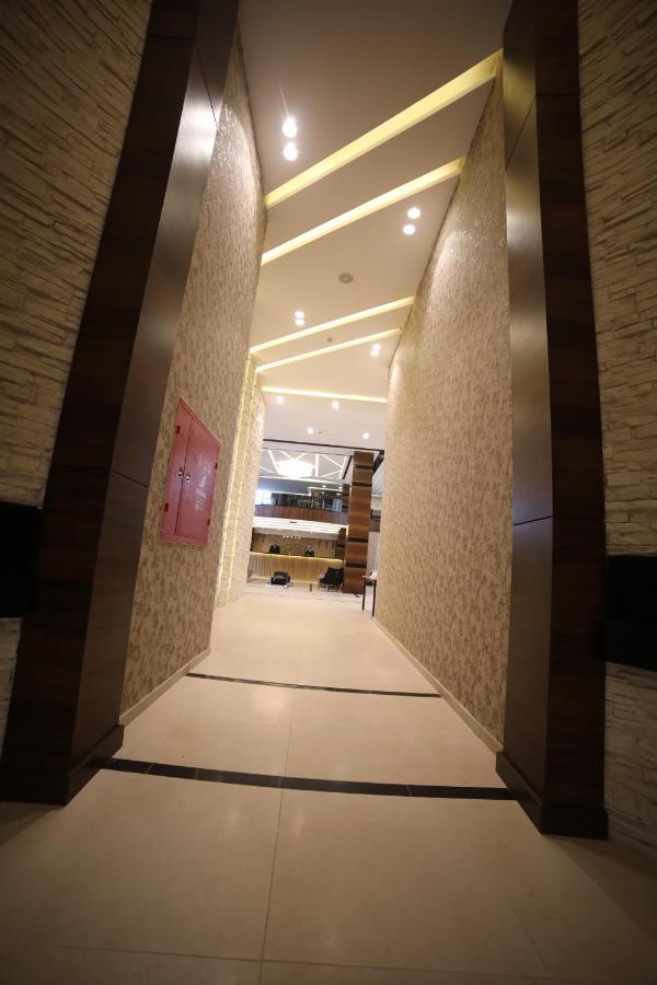 فندق صحارى الخليج Sahara Gulf Hotel Apartments Ammán Exteriér fotografie